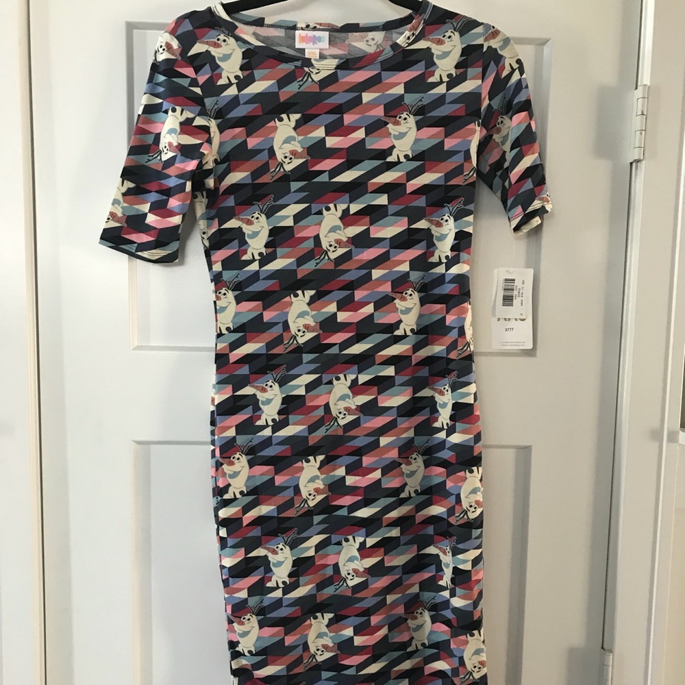 Disney Olaf LuLaRoe Julia size XXS